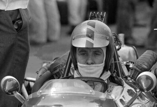FORMULA COURAGE